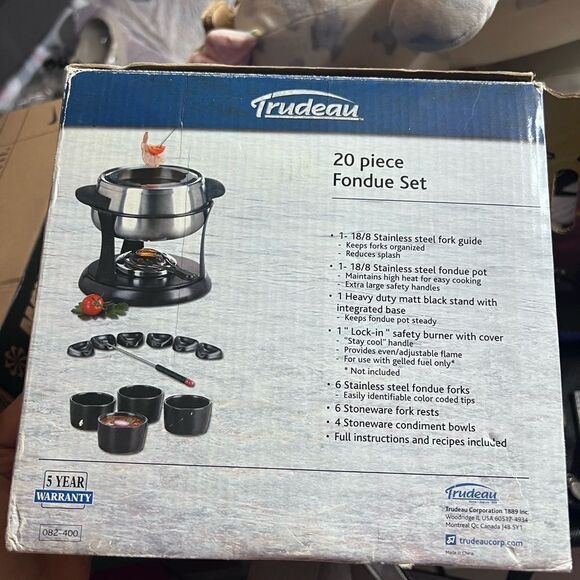 Carnival TABLETOPS UNLIMITED ENAMEL ON STEEL FONDUE SET - Picture 3 of 3